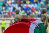 Final interment for Kenya's former prime minister Odinga underway