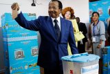 Cameroon's divided opposition seeks to stop the world’s oldest leader after 43 years in power