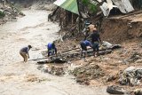 Poor countries paying billions more to cover debts than they receive as aid to fight climate crisis